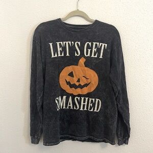 Spirit Halloween “Let’s Get Smashed” Pumpkin Graphic Long Sleeve T Shirt Size M